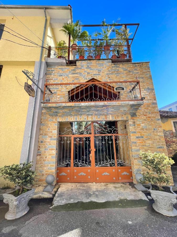 Shkodra Guest House & Trips Esterno foto