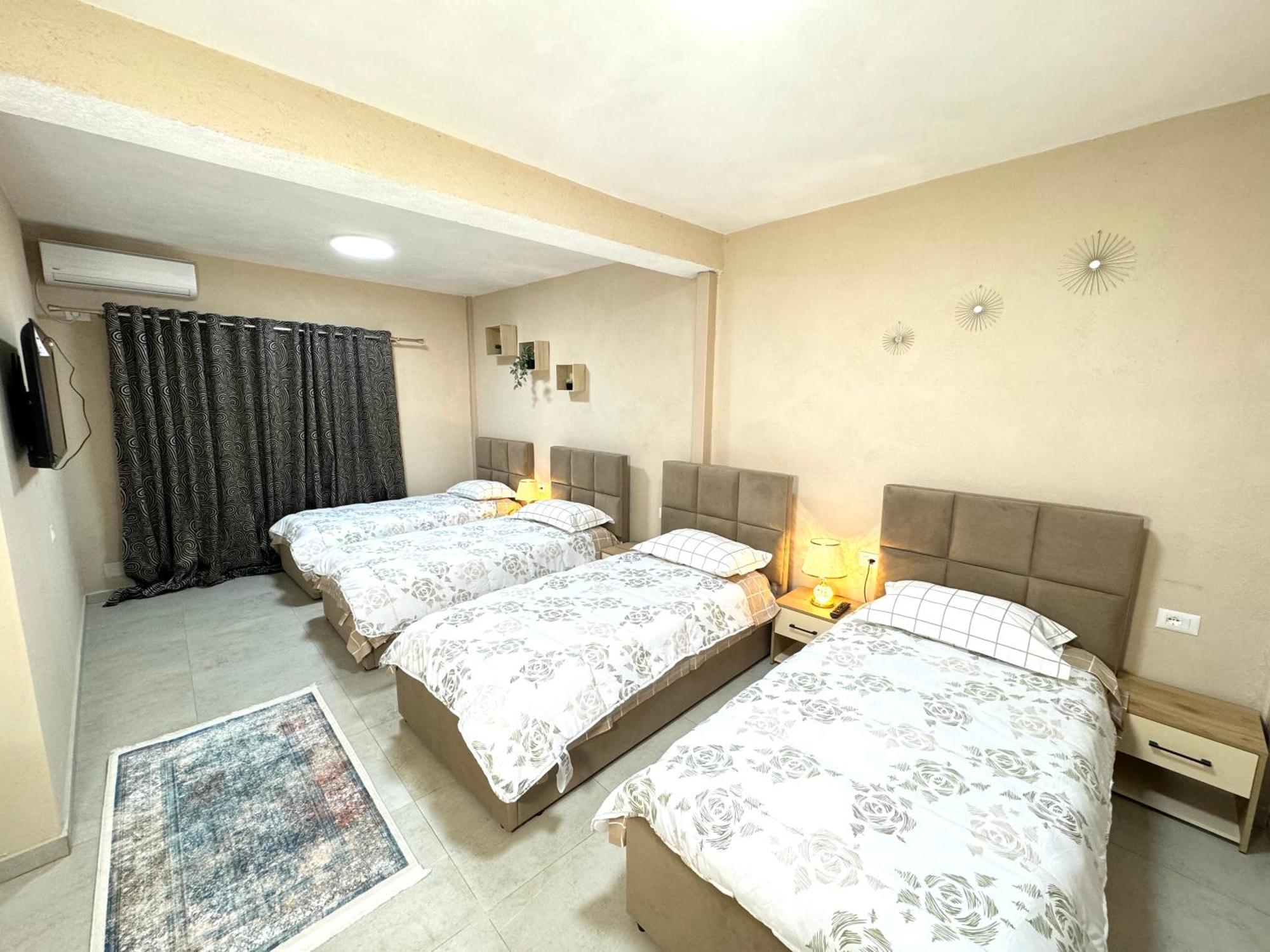 Shkodra Guest House & Trips Esterno foto