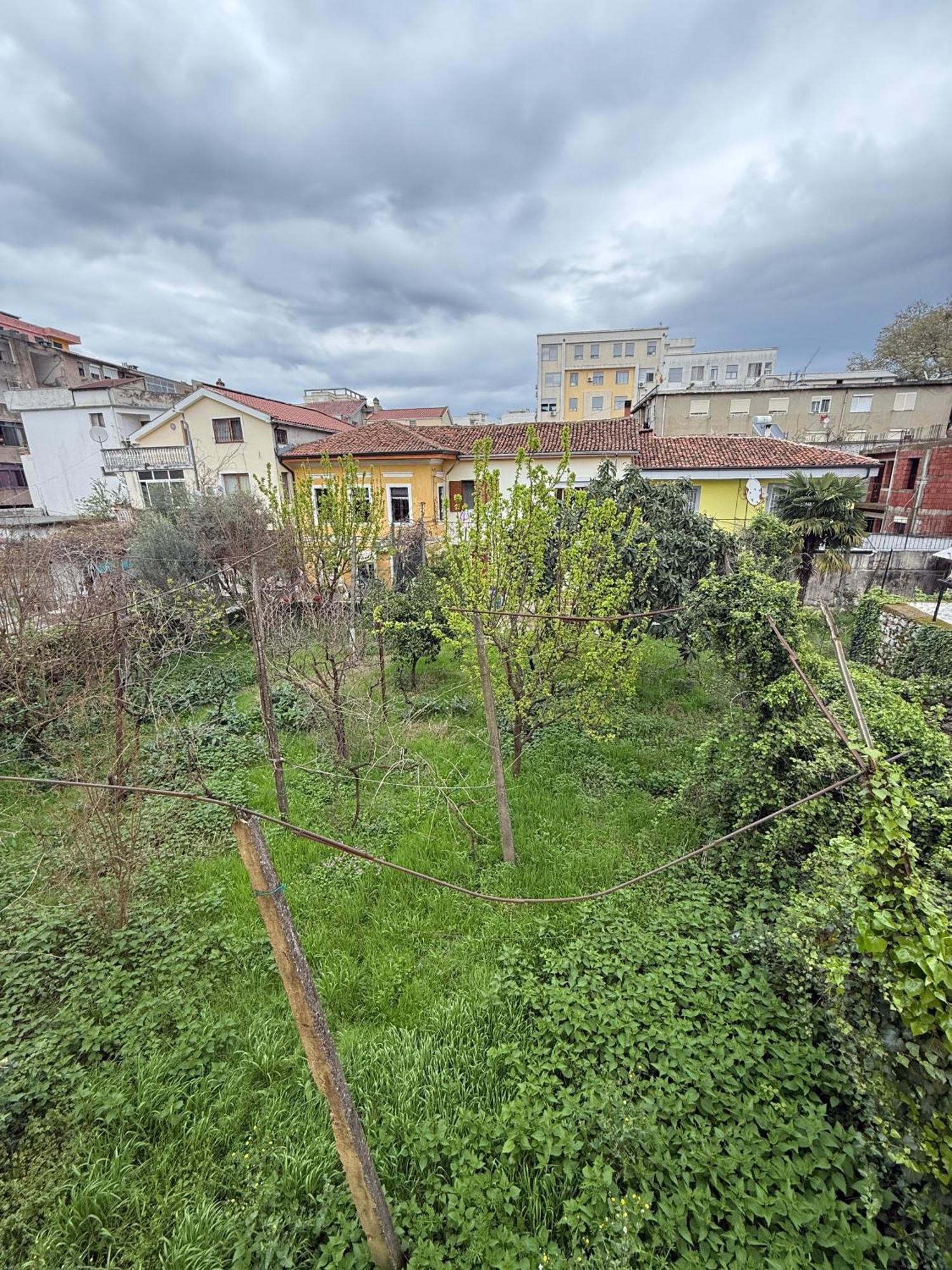 Shkodra Guest House & Trips Esterno foto