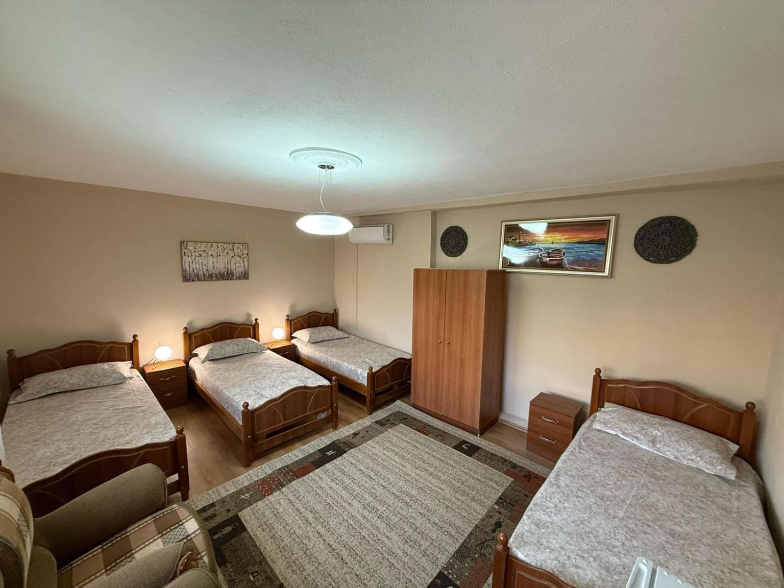 Shkodra Guest House & Trips Esterno foto
